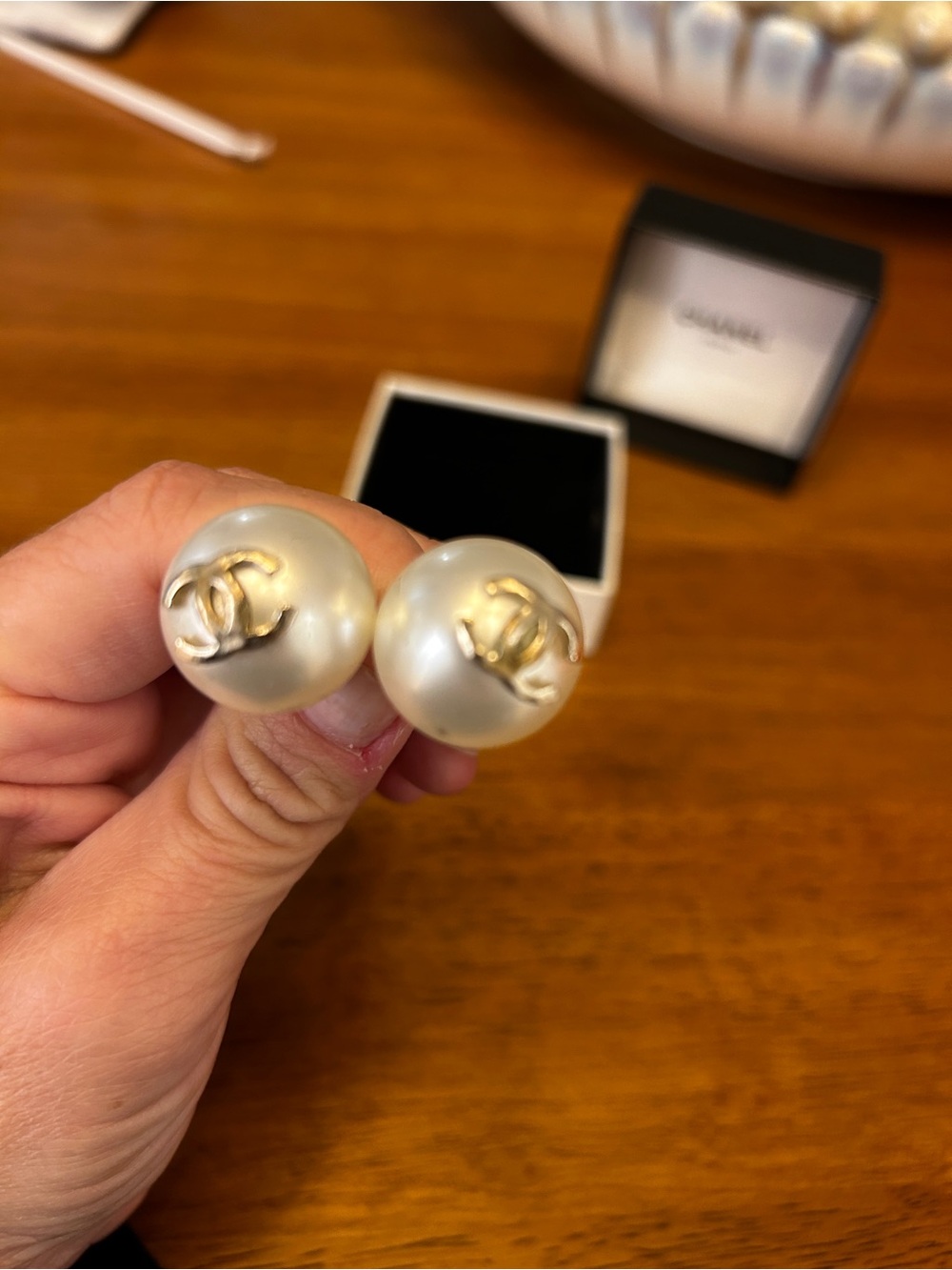 CHANEL Gold CC Faux Pearl Stud Earrings - Cream/Gold